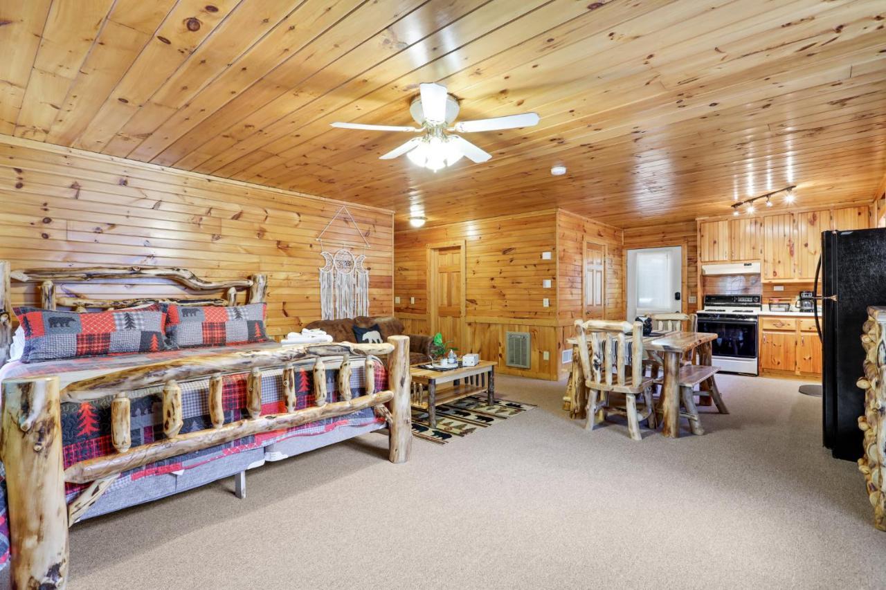 2 Separate Cabins Along A Peaceful Creek With Resort Amenities Ellijay Kültér fotó