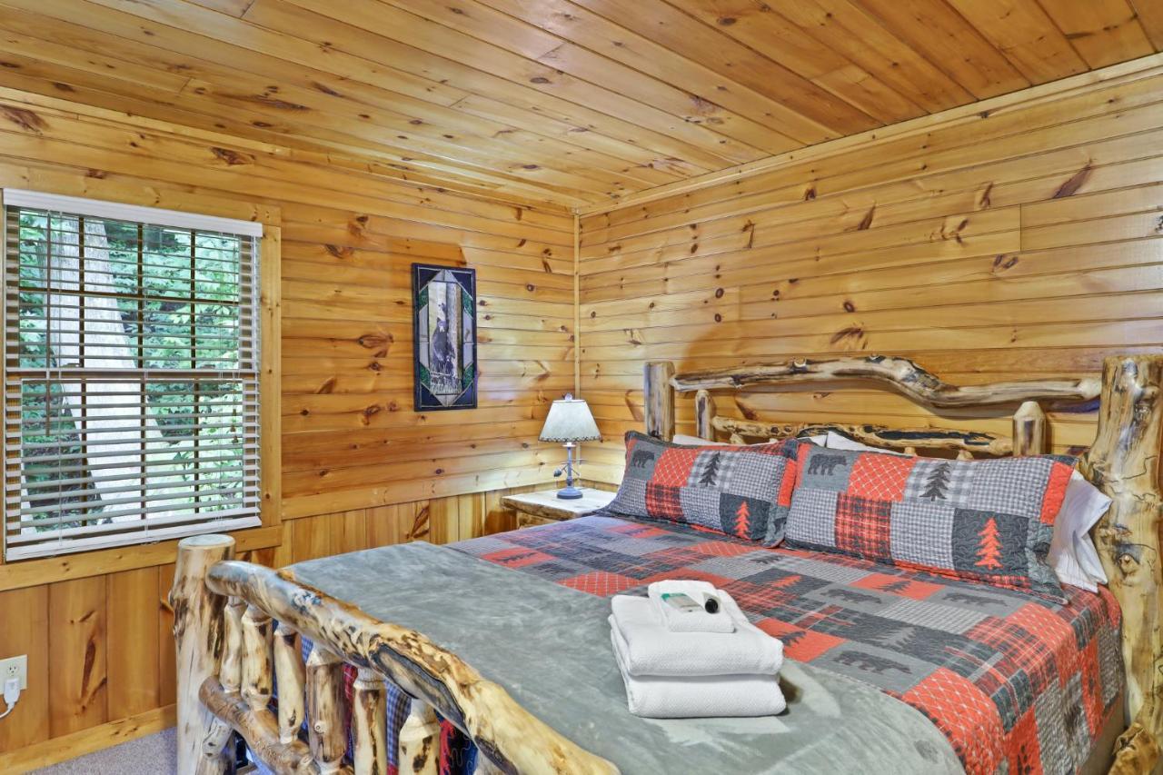 2 Separate Cabins Along A Peaceful Creek With Resort Amenities Ellijay Kültér fotó
