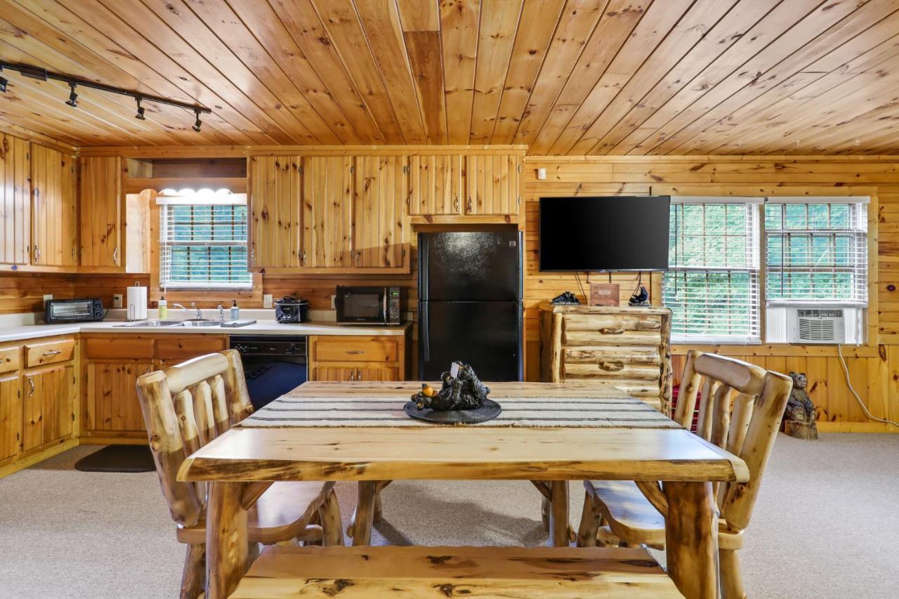 2 Separate Cabins Along A Peaceful Creek With Resort Amenities Ellijay Kültér fotó